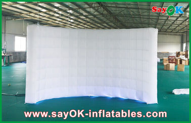Los paneles de pared inflables del artículo inflable de la pared de la decoración del partido con el ventilador interno del CE, 3 x 2 los x 2.3m