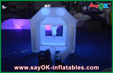 La cabina del acontecimiento exhibe la pequeña casa inflable llevada portátil emocionante de la despedida con el canal largo 2