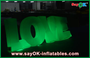 Amor que enciende el paño al aire libre del nilón de las decoraciones de Inflatables de la yarda