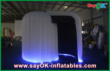 Cabina llevada inflable Photobooth inflable interior, tienda inflable blanca por encargo de la foto del cubo