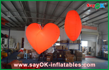 Corazón inflable rojo los 2M de la ejecución de la luz del acontecimiento interior LED decorativos con llevado