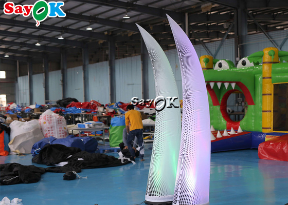 decoración de iluminación inflable multicolora LED de los 2.5m de marfil para casarse la decoración del acontecimiento