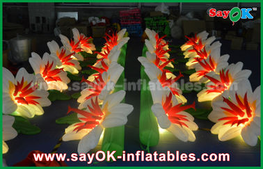 Decoración de iluminación inflable del partido del paño de nylon de la boda los 8m que enciende modelos inflables de la flor con el control remoto