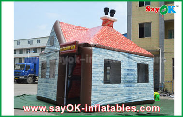 Barra inflable gigante modificada para requisitos particulares Plub de la casa del PVC de 5 de los x 4m con la ventana/la chimenea