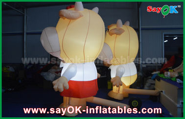 Modelo inflable Animal personalizado de tela de Oxford Vaca de cartón inflable con iluminación LED