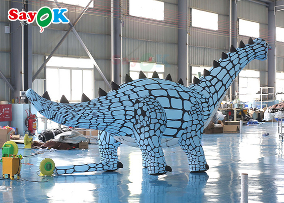 Publicidad modelo del dinosaurio inflable verde atractivo gigante en eventos del partido