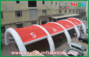 Puerta inflable gigante roja y blanca de la tienda del aire para la exposición o el acontecimiento