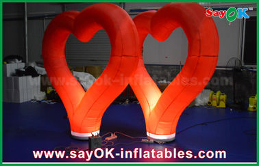 Casarse el corazón inflable de nylon rojo de las decoraciones inflables al aire libre con la luz del LED