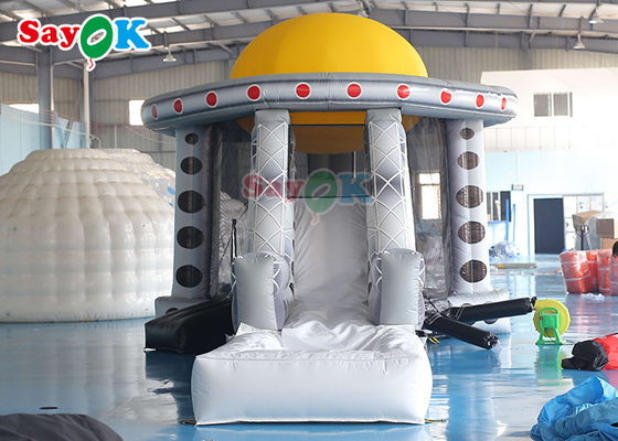 Casa inflable combinada de la despedida del Moonwalk de la nave espacial del castillo del PVC de la gorila animosa comercial del UFO con la diapositiva