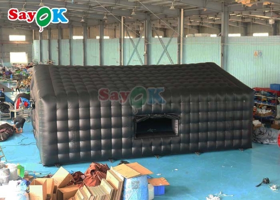 Tenda de fiesta de PVC infladable cubo comercial negro discoteca luz tienda de club nocturno móvil construido - En pantalla