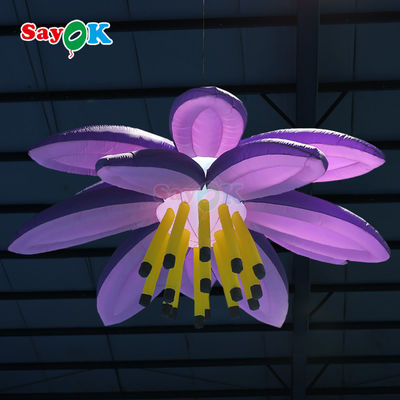 Iluminación LED gigante Flores colgantes púrpura Flore de loto inflable para el evento Decoración del club de bodas