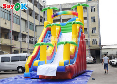 Deslizador inflable comercial 8*4*7m PVC Árbol de coco Deslizador inflable con dos sopladores de aire para niños