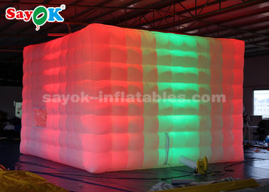 Tienda inflable del aire de la tienda los 5*5*3.5m del aire de Outwell multi - luces LED coloreadas para el banquete de boda
