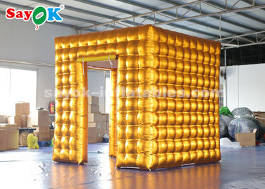 La cabina del acontecimiento exhibe la cabina de la foto del aire de los 2.5M Golden Inflatable LED con SGS coloreado ROHS de las luces