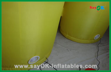 Actividad promocional Color amarillo Productos inflables personalizados Taza gigante de cerveza inflable para eventos