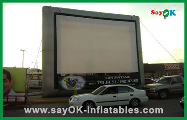 Pantalla de cine inflable al aire libre en la pantalla de proyección inflable del camino