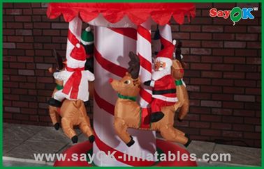 Decoraciones inflables Inflatables soplado aire del día de fiesta del carrusel divertido de la Navidad