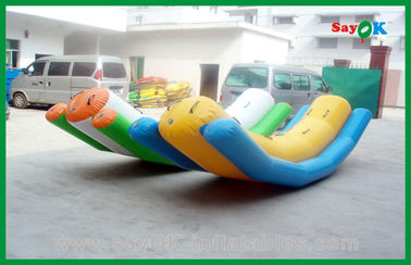 Juguetes de agua inflables grandes y divertidos Juguetes de agua de iceberg inflables Seesaw Rocker Juguetes de piscina inflables