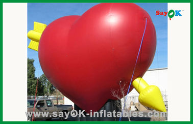 Productos inflables de encargo del corazón inflable enorme para las decoraciones del día de fiesta