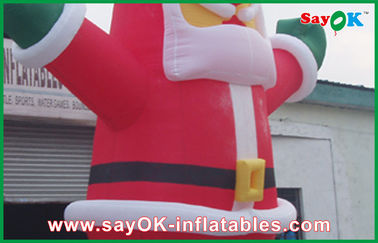 La Navidad gigante Kriss Kringle Decoration For Fun inflable de Sayok