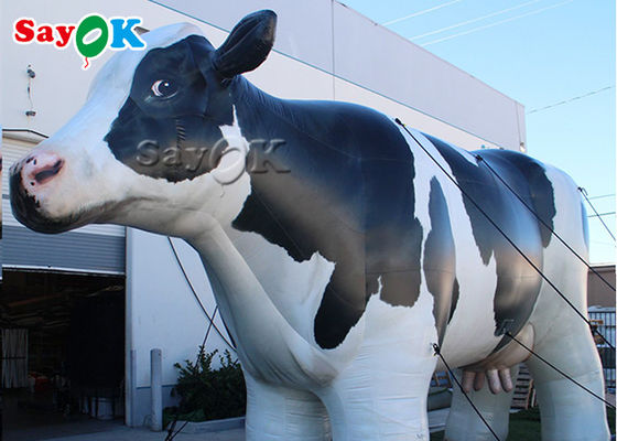 Personajes de dibujos animados de PVC Tarpaulin Lifesize Vaca de leche inflable para la decoración de la granja