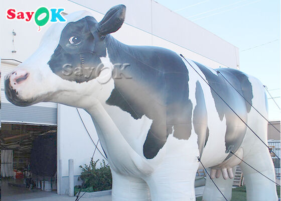 Vaca de leche inflable de tamaño natural de la lona del PVC para la decoración de la granja