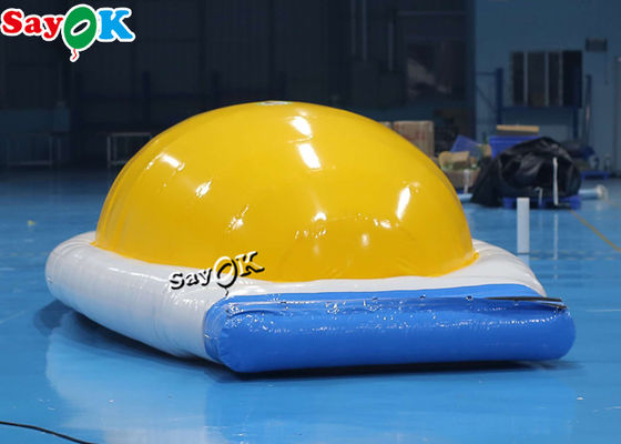 Bolas de agua inflables Amarillo Blanco 0.9mm PVC juguetes de agua inflables Curso de obstáculos Salto cama de salto