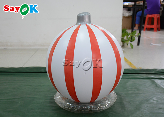 los 0.6m rojos y uno mismo blanco del PVC que infla la decoración modificada para requisitos particulares globo de la tienda de la Navidad