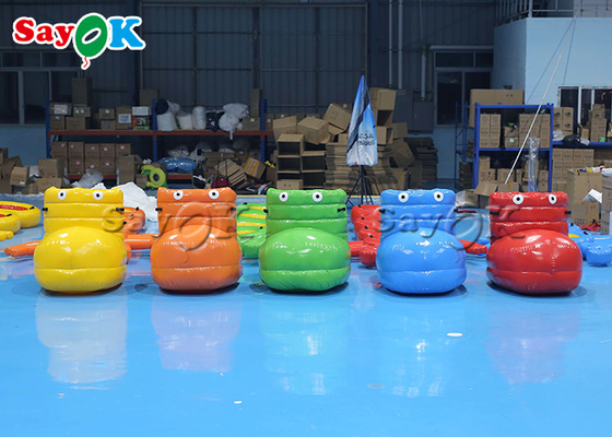 Zapatos inflables herméticos inflables de los juegos el 1.6x1.2x0.9m del césped para Team Competition