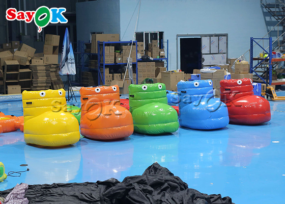 Zapatos inflables herméticos inflables de los juegos el 1.6x1.2x0.9m del césped para Team Competition