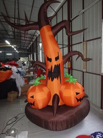 Divertido inflable de las decoraciones del día de fiesta de Gaint del partido de Halloween modificado para requisitos particulares