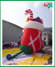 Calcetines inflables rojos de la Navidad de la decoración del día de fiesta modificados para requisitos particulares