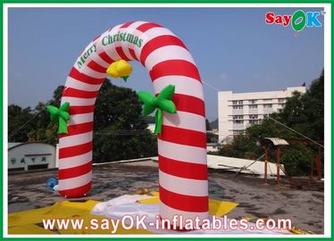 Las decoraciones inflables del día de fiesta del PVC, van de fiesta el arco inflable de la Navidad