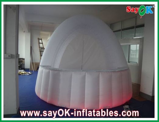 Tienda de trabajo inflable Iluminación LED Barra inflable blanca Durable Para la celebración de bodas Mejor tienda de trabajo inflable