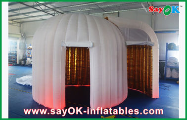 Decoraciones inflables Photobooth inflable de oro del partido dos puertas con el ventilador de iluminación