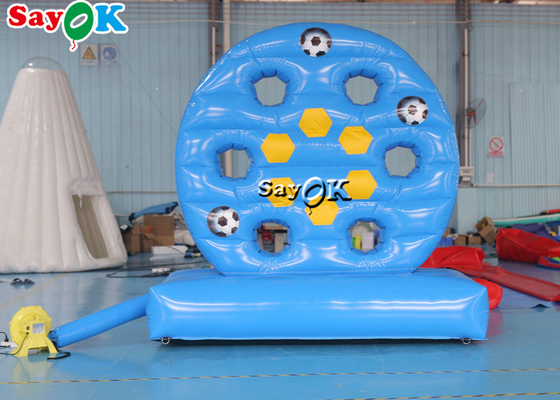 El fútbol inflable azul inflable del juego los 9.84ft del lanzamiento del fútbol lanza el juego que tira al aire libre de los niños