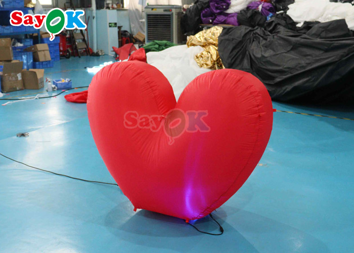 Corazón gigante inflable Luz rojo Proposición de boda Escenario para eventos increíbles