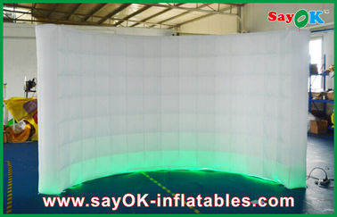 Pequeño paño inflable de la pared 210D Oxford del blanco LED de 3M Lx2m H de la cabina de la foto con la luz y el ventilador