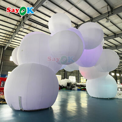 Gran tienda de aire inflable en forma de nube de 12 m x 7 m con iluminación LED y logotipo personalizable para eventos al aire libre
